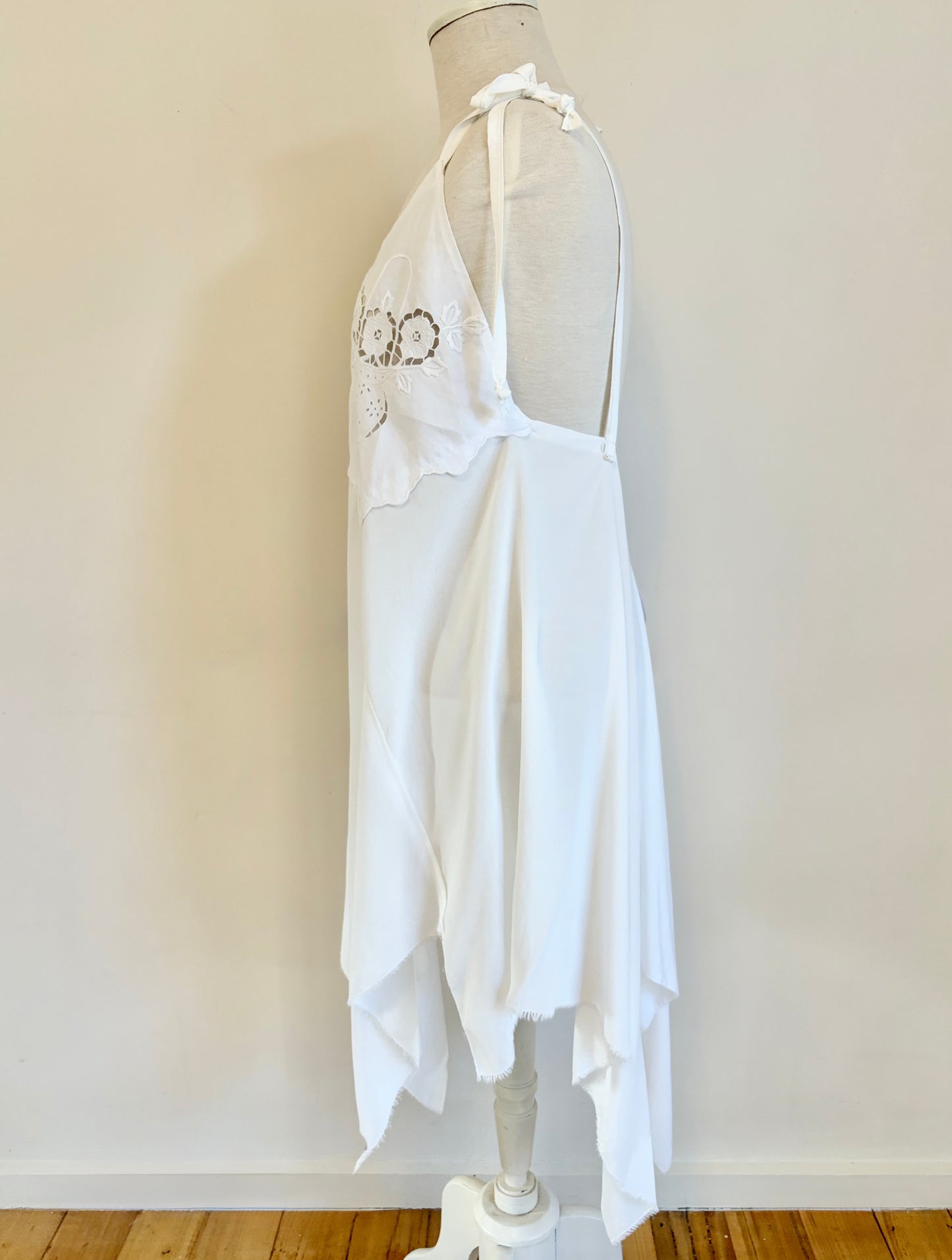 Entity Handkerchief Dress – Free Size 8–16