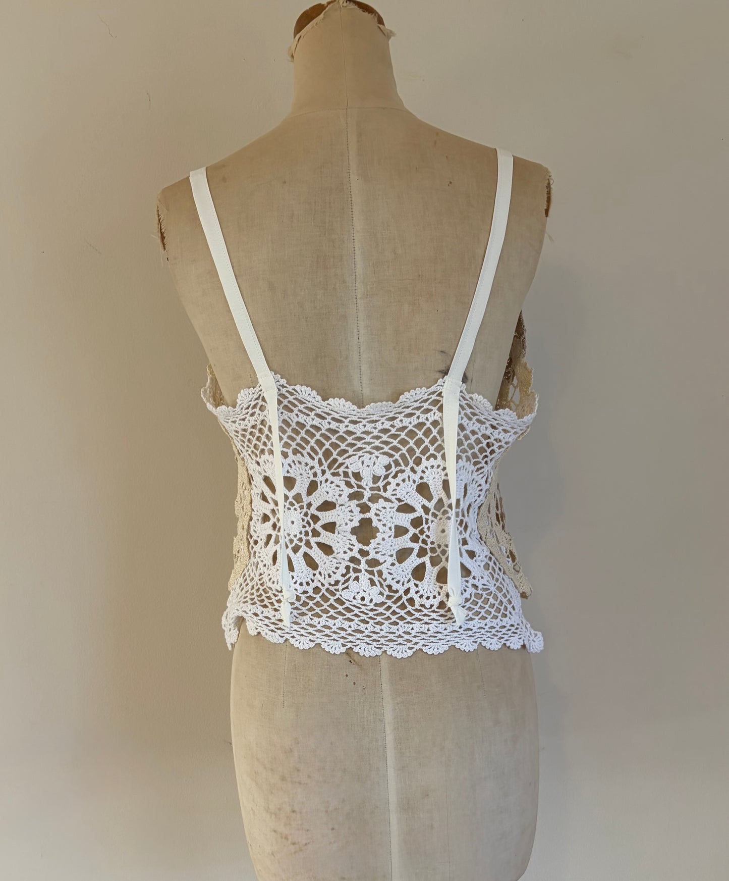 Doily spaghetti strap camisole singlet 8