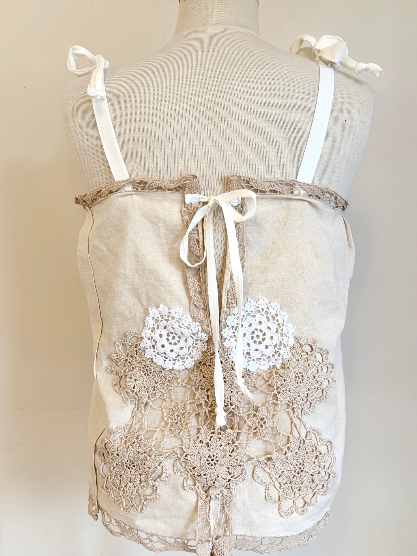 spring orange detail doily top