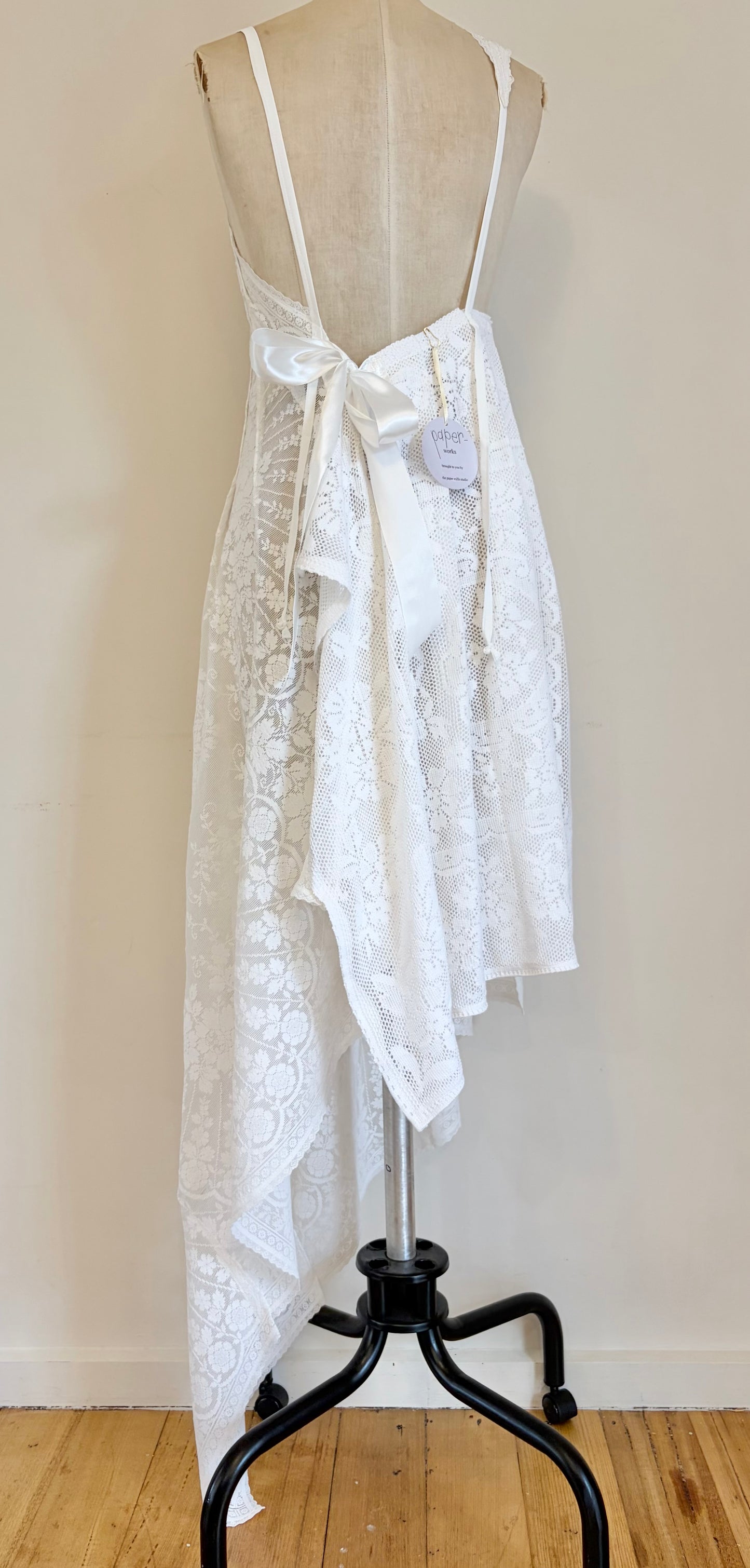 Curtain lace handkercief dress