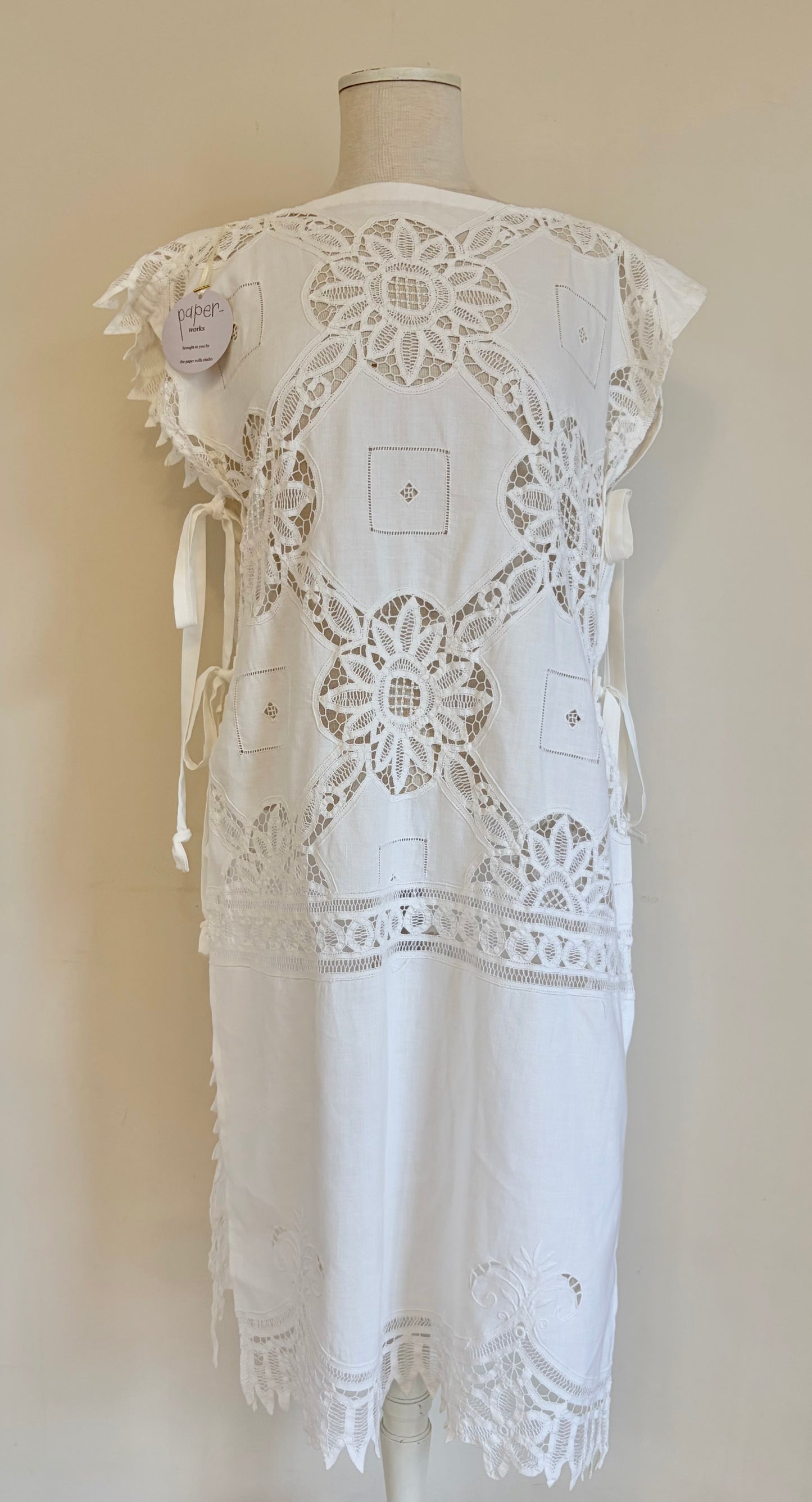 Alina dress