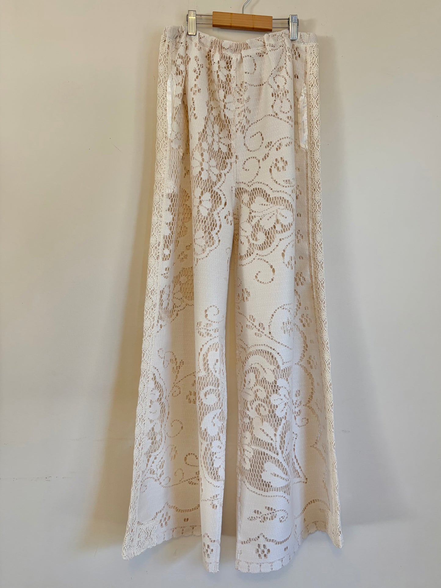 track pants lace