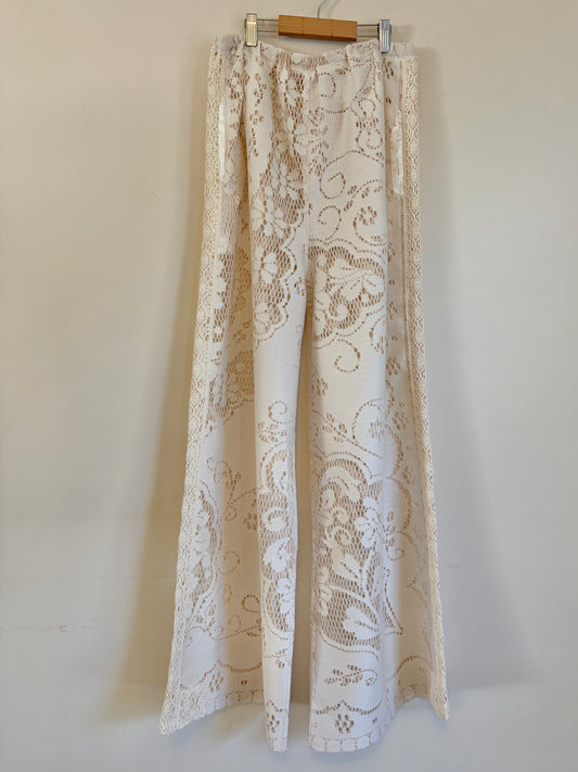 track pants lace